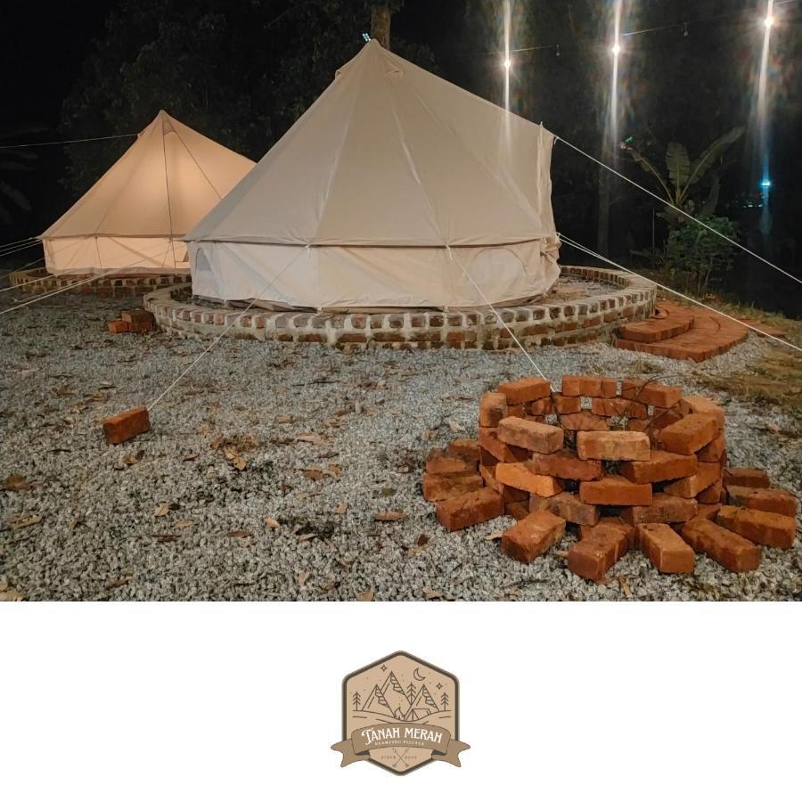 Tanah Merah Glamping Village Kuala Kangsar Luaran gambar