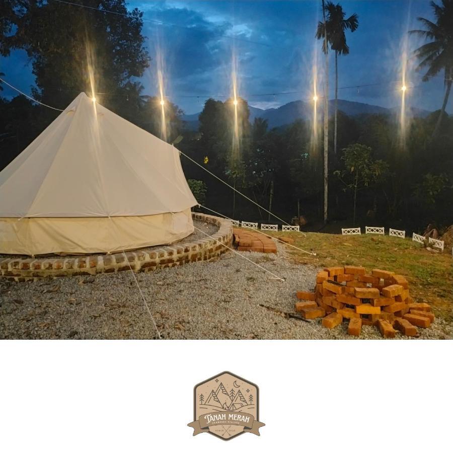 Tanah Merah Glamping Village Kuala Kangsar Luaran gambar