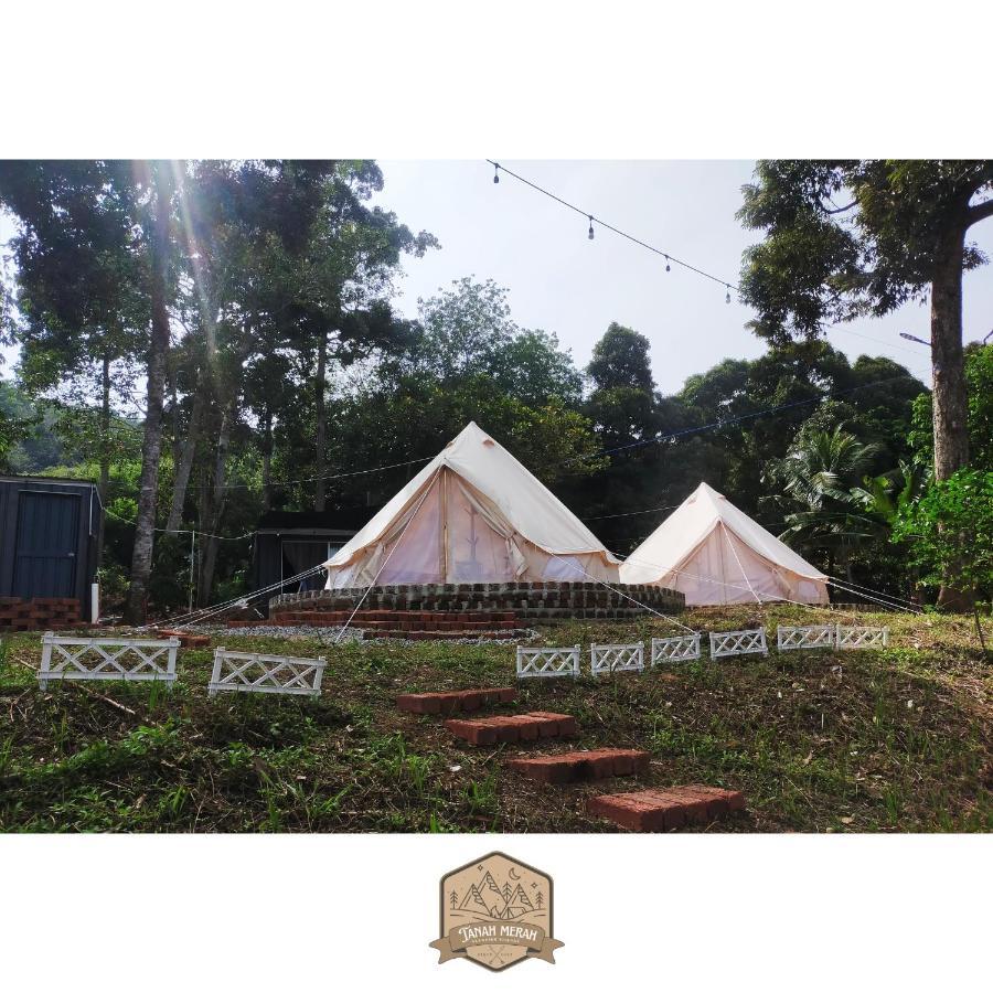 Tanah Merah Glamping Village Kuala Kangsar Luaran gambar