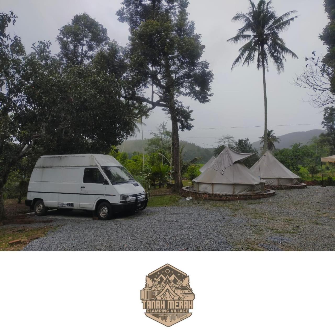 Tanah Merah Glamping Village Kuala Kangsar Luaran gambar
