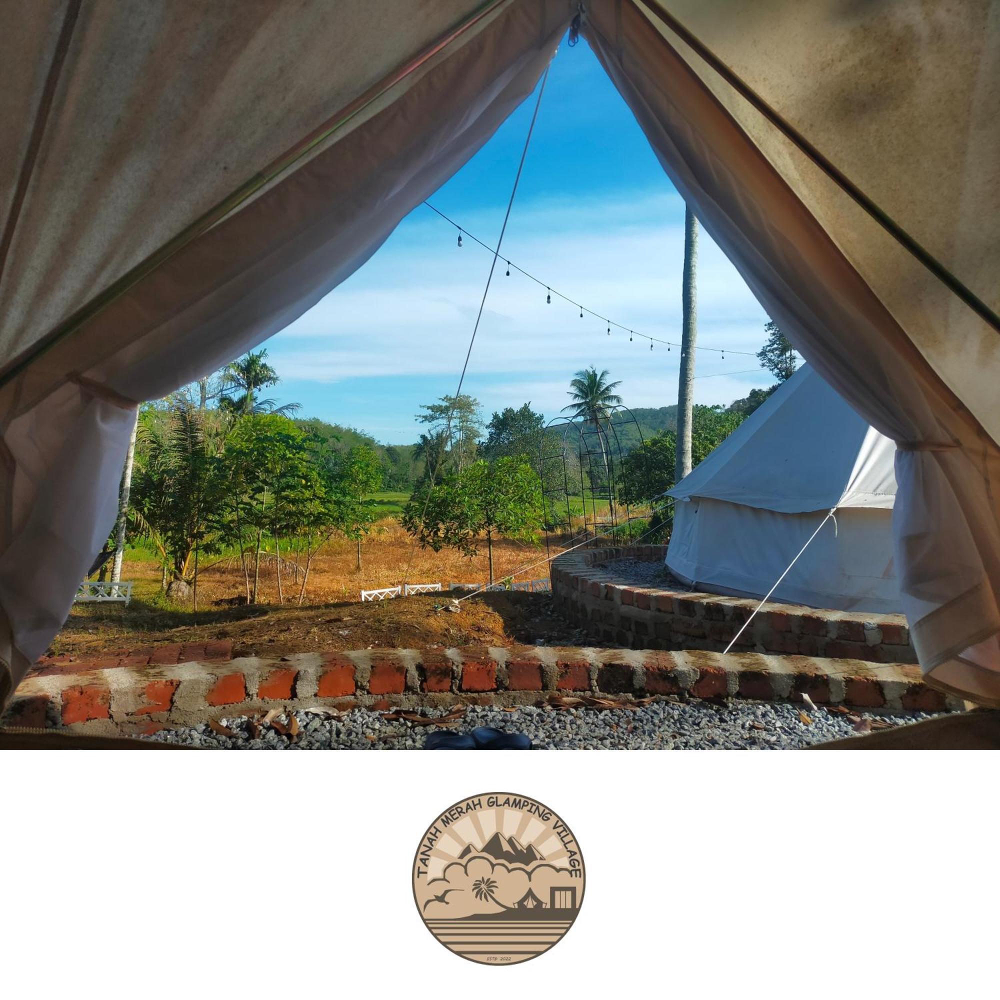 Tanah Merah Glamping Village Kuala Kangsar Bilik gambar
